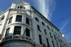 Review Wisata Gedung London Sumatera, Berikut Sejarahnya 2023!